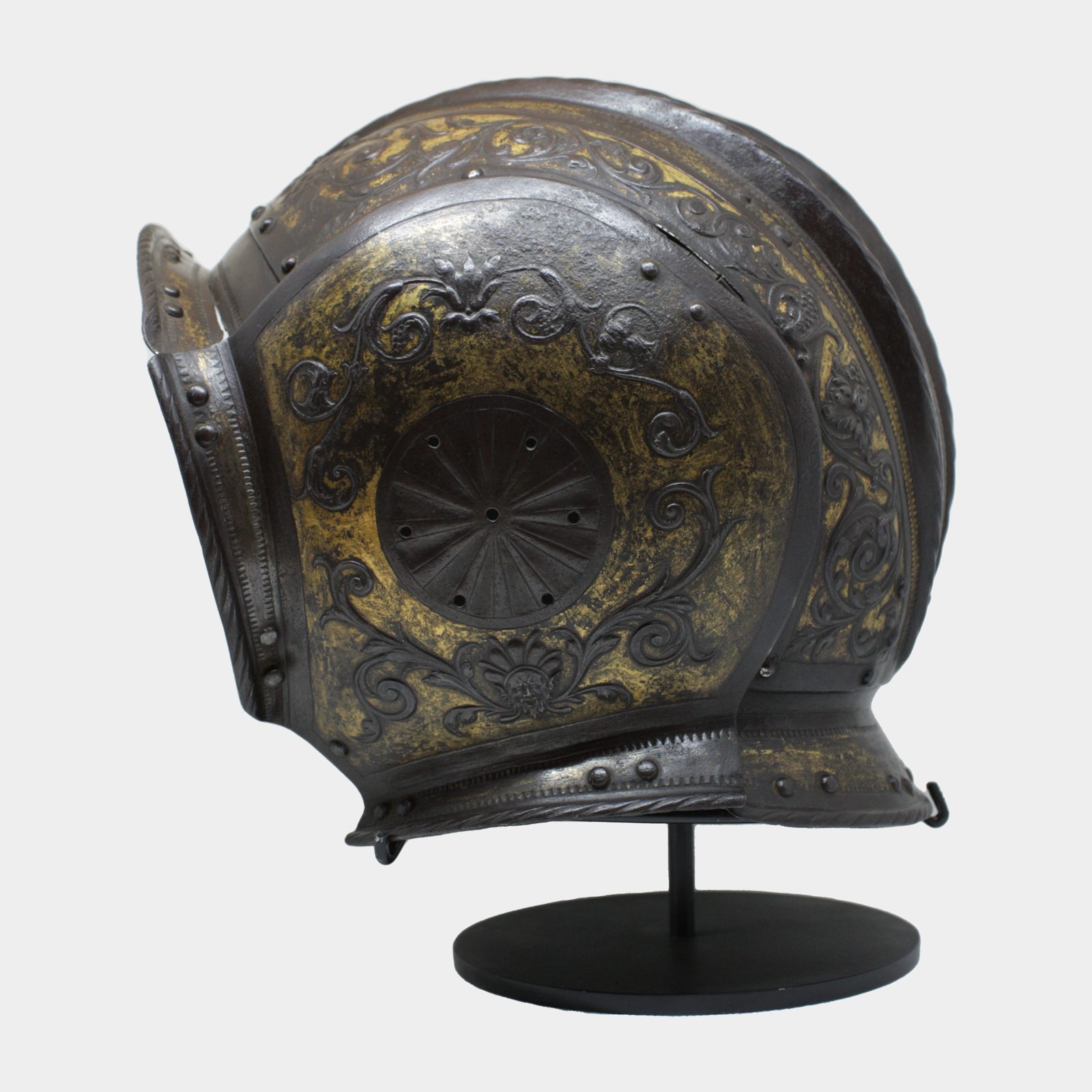 Casque d'apparat