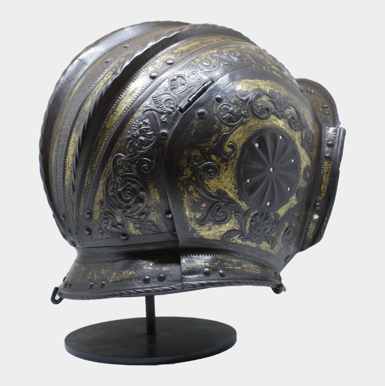 Casque d'apparat
